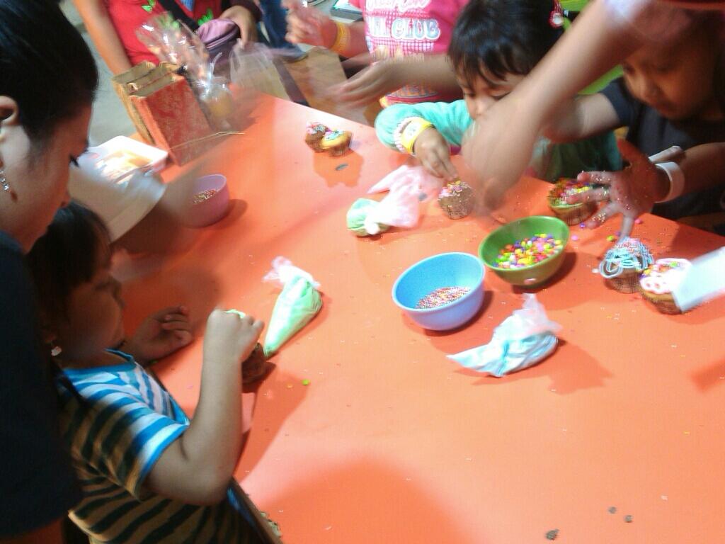 ANE ANAK SMK DAN ANE KEPINGIN NGERUBAH MAINDSET LOE..