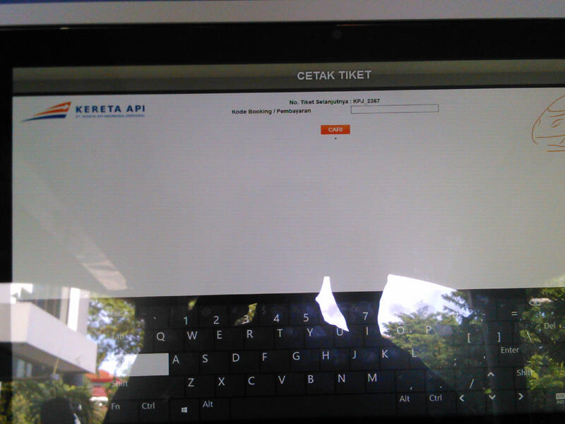 &#91;SHARE&#93; Tiket kereta api sekarang bisa cetak sendiri gan, gak percaya??