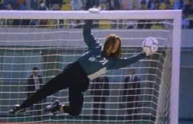 Gol Gareth Bale Semalem Gak Akan Masuk Kalo Kipernya Ini :D