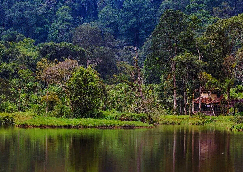 Surga Tersembunyi di Jawa Barat