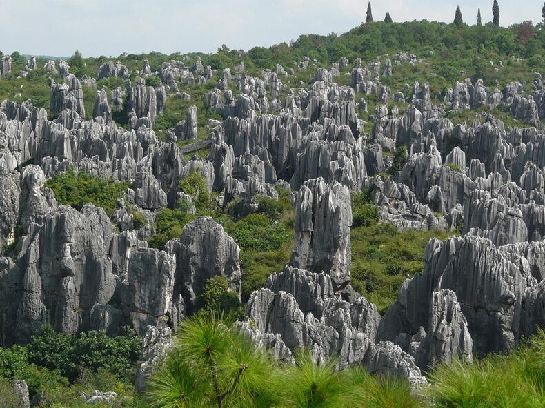 Tempat Mengagumkan yang Menyeramkan