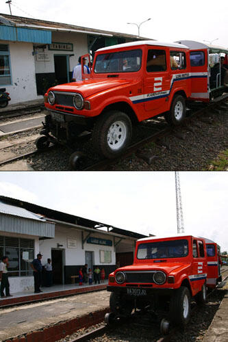 Kereta Api Dikejar Mobil