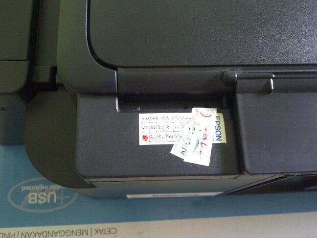 Printer Epson L210 Multi (print+fotocopy+scanner) mulusss Garansi panjang (Malang)
