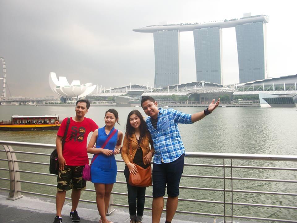 Backpacking Style Tunarungu jalan-jalan ke Singapore , 11-13 April 2014