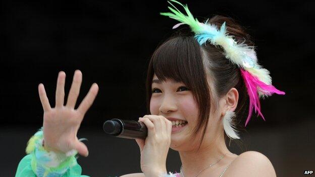 Anggota AKB48 Diserang Dengan Gergaji