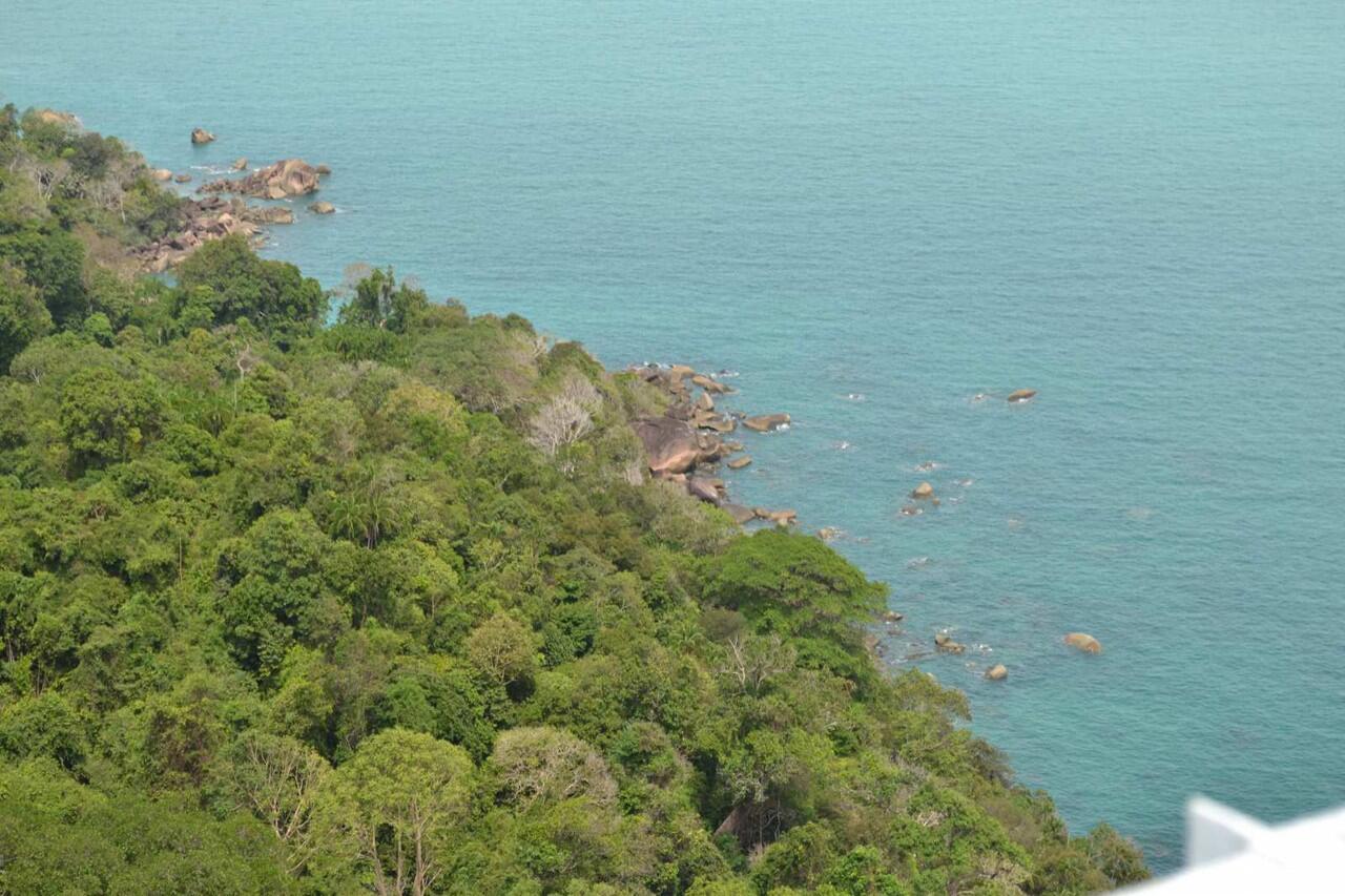 (NKRI Harga Mati) Apa itu Tanjung Datuk??Jangan biarkan suar malaysia berdiri