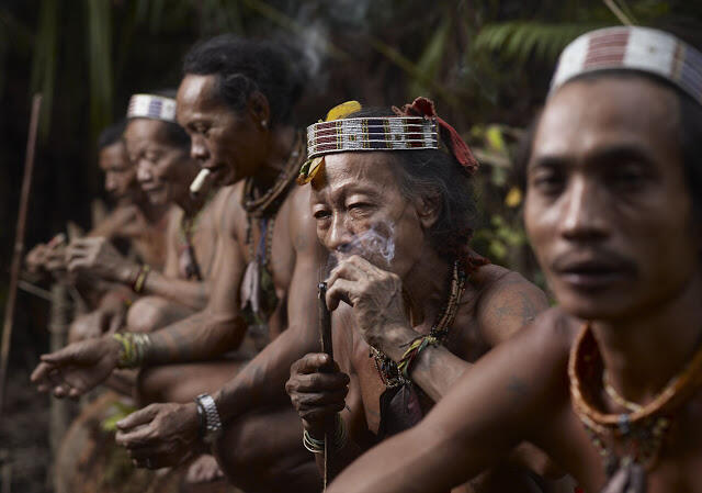 Suku-Suku Terpencil di Indonesia Yang Hampir Punah