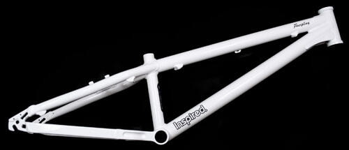 Kerenn gannn......Aksi seorang Freestyler BMX.... Terbaik di Dunia