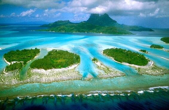 6 Spot Snorkeling Favorit di Indonesia