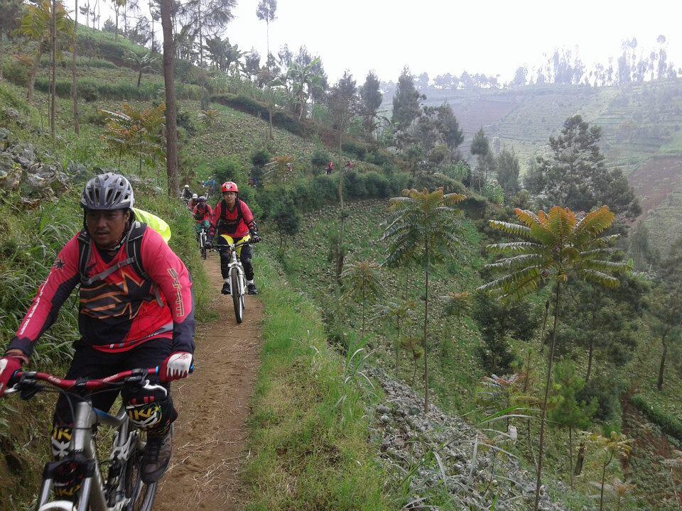 {FR Koskas Surabaya} Trip to Ngadirejo - Welang, Nongkojajar, East Java, 27 Mei 201