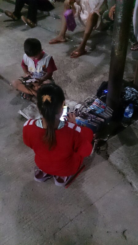 ingatkah agan dgn penyewa gamewatch pada thn 90an?