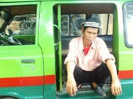 Ciri-ciri Orang yang Lagi Desperate