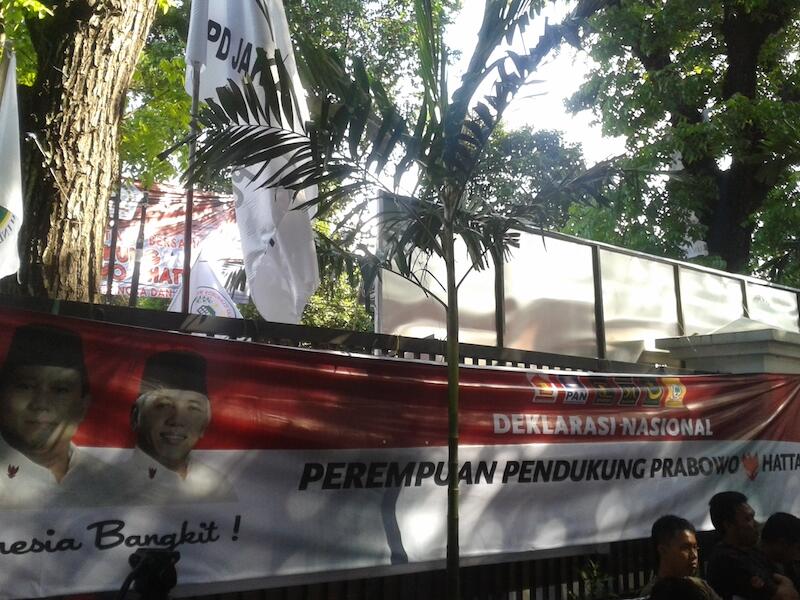 Deklarasi Perempuan Pendukung PRABOWO - HATTA