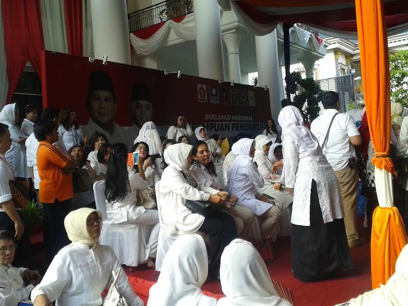 Deklarasi Perempuan Pendukung PRABOWO - HATTA