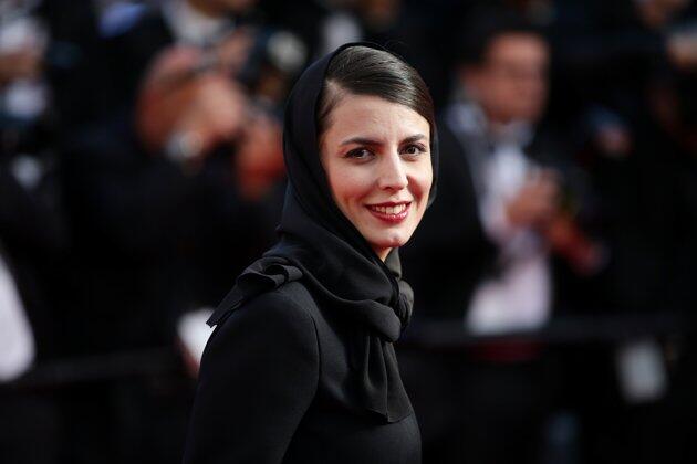 Diancaman Hukuman Cambuk, Aktris Iran Leila Hatami Minta Maaf Dicium di Cannes