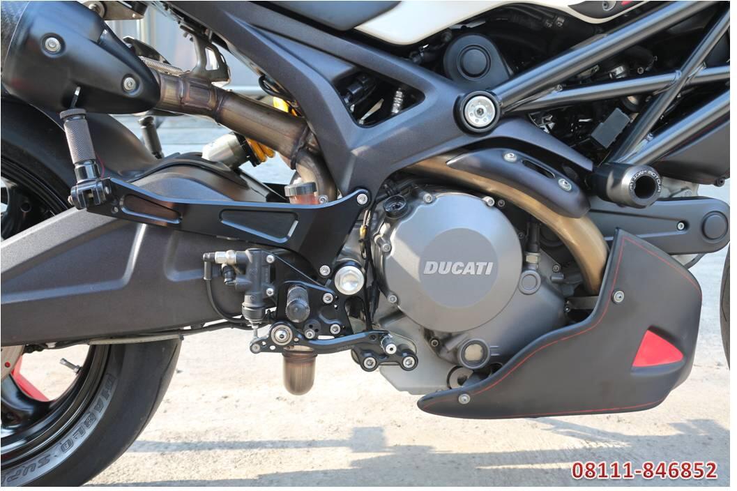 Ducati Monster 696 CBU Italy 2011 Full Branded Accs (no Z800, 795, ER6, zx6, cbr600)