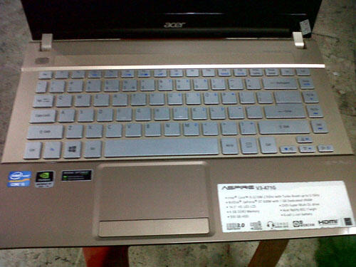 ACER v3 -471G ,CORE i5,GAMING VGA 2 GB