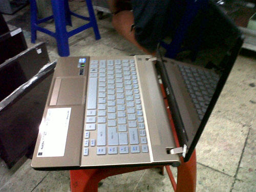 ACER v3 -471G ,CORE i5,GAMING VGA 2 GB