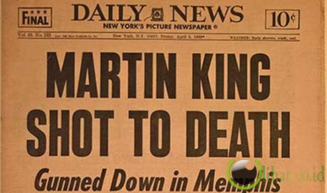 15 Headline Koran Berita yang Menjadi Saksi Peristiwa Bersejarah