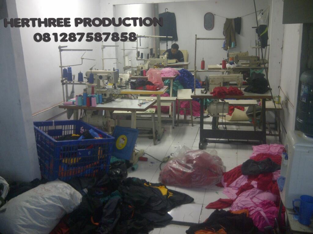 Jasa pembuatan kaos, jaket, hoodie, seragam, poloshirt, kaos partai, kemeja partai