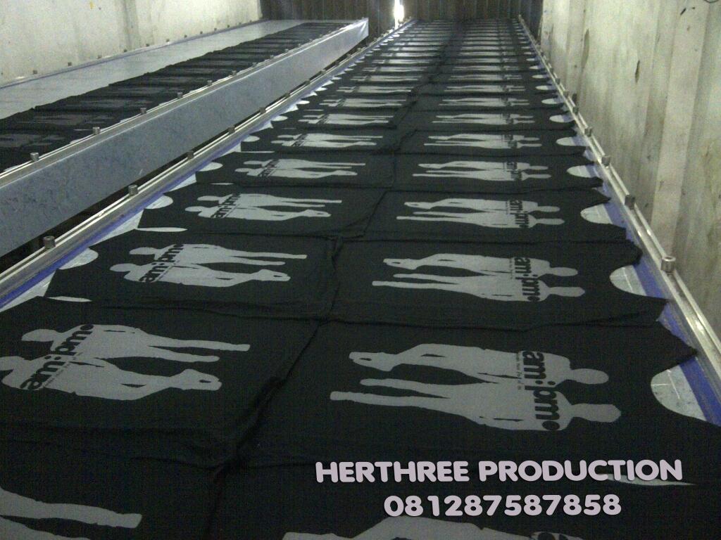 Jasa pembuatan kaos, jaket, hoodie, seragam, poloshirt, kaos partai, kemeja partai