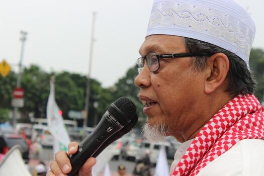 Wajah-wajah Suram Tokoh Penentang FPI