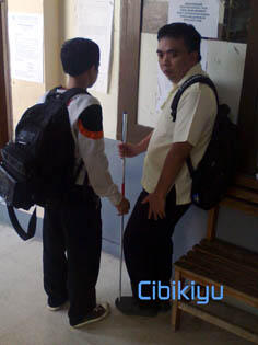 5 "Alat Tempur" Mahasiswa Tunanetra Saat Kuliah