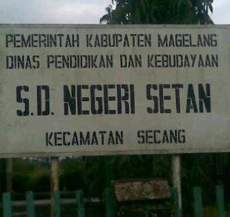 Ketawa sejenak untuk menghilangkan penat dhari ini ......