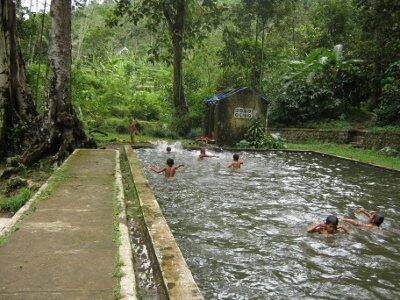 Tempat Main Paling Asik Ketika Kita Masih Kecil