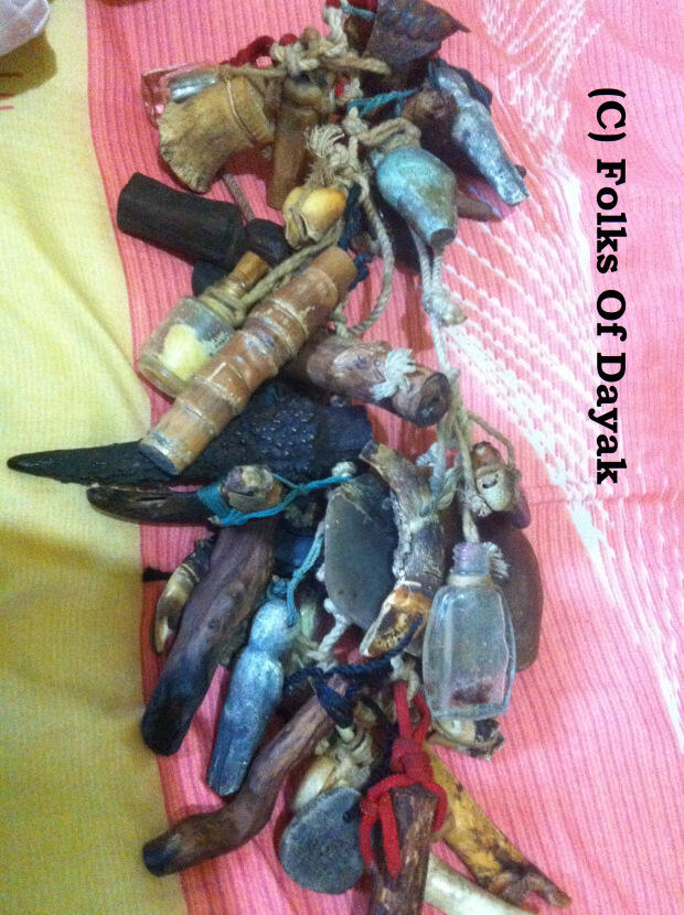 PENYANG – AZIMAT SUKU DAYAK NGAJU