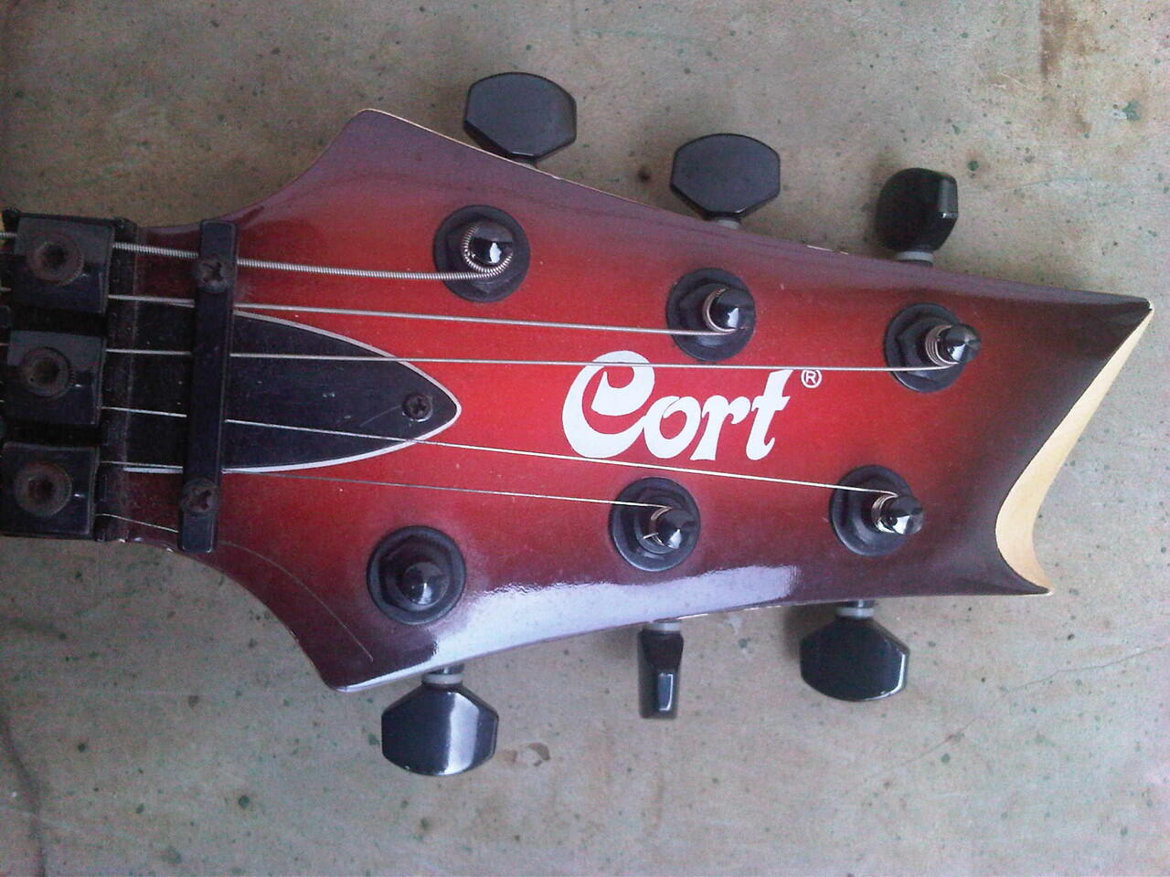 Gitar Cort RH-1 Ridho Hafiedz Signature