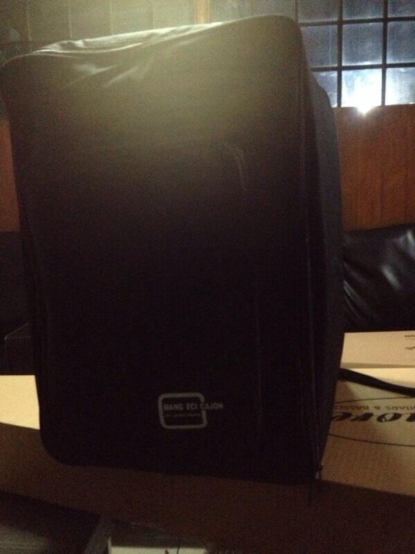 Cajon + gigbag 600rb di jual cepat