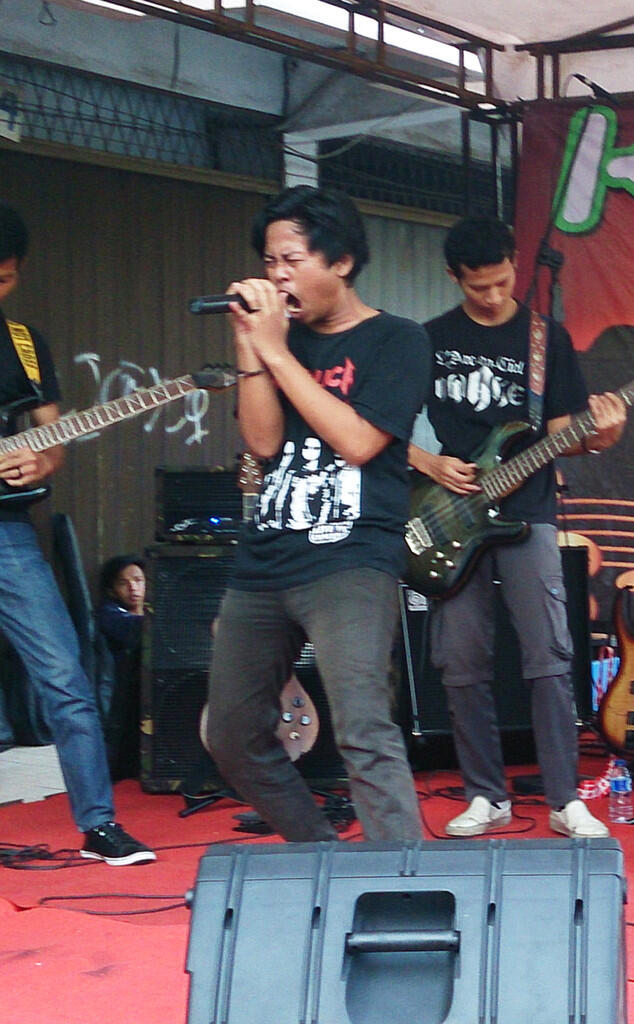 &#91;REPOST&#93; BLACKDIMENSION band Alternatif Metal Progresive asal Bekasi m/