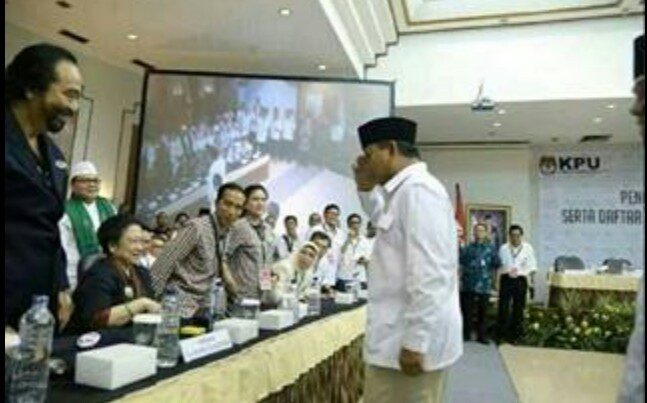 Apa yg ada dalam benak lo saat melihat foto ini