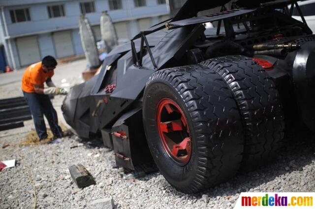 Tiruan Bat Mobile Dari Cina Yang Keren 