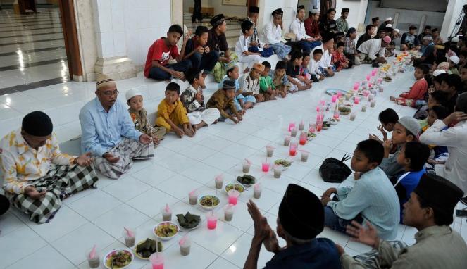 Keunikan Budaya Indonesia Menjelang RAMADHAN (9 kota)