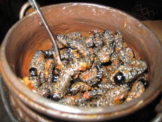 7 Makanan unik (dan ekstrem) dari Afrika