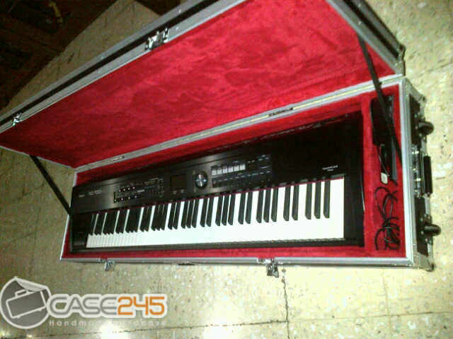 flightcase custom keyboard