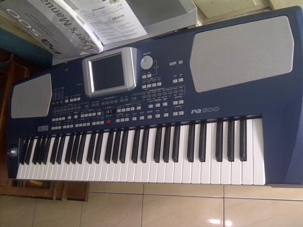 Keyboard Korg PA500 muluss 95% Istimewa dusbook segel