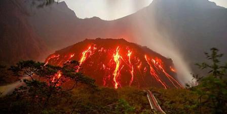 Beberapa Fakta Tentang Pos Pengamatan Gunung Api di Indonesia - Prajurit Garis Depan