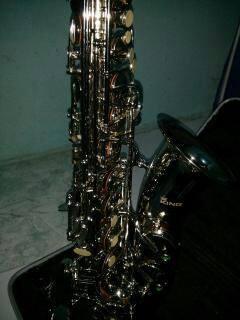 WTS Saxophone Alto Merk King jogja