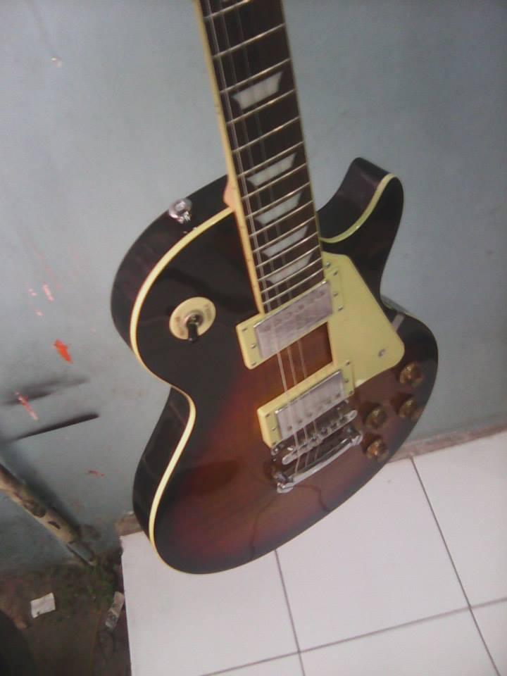 Gitar elektrik Gibson Less paul mulus
