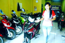 jual cash/kredit motor merek HONDA, SUZUKI,YAMAHA proses cepat harga terjangkau.