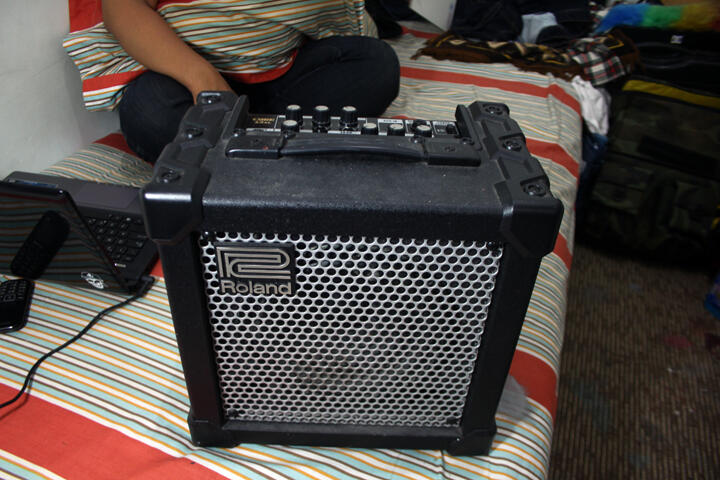 sound gitar Roland cube 15xl second murah Malang