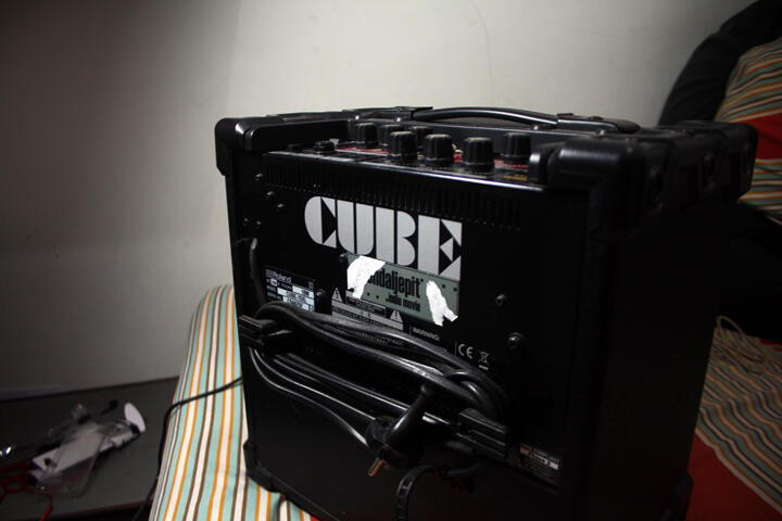 sound gitar Roland cube 15xl second murah Malang