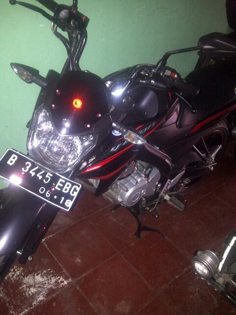 MOTOR NEW VIXION LIGHTNING 2013 HITAM>>>PLAT B DEPOK>>>KILOMETER baru 3rbu ISTIMEWA>>