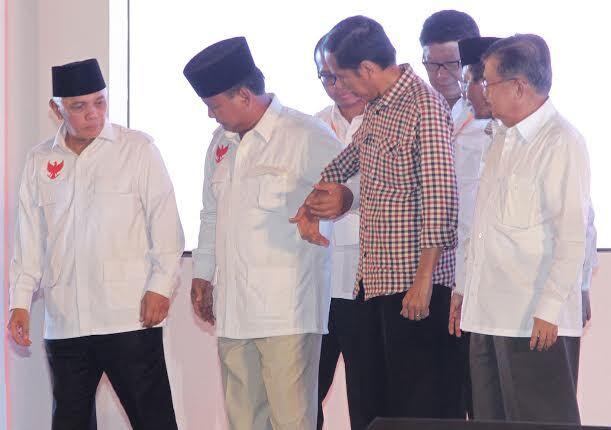 Begini Momen Kakunya Jokowi Saat Acara Deklarasi Kampanye Damai