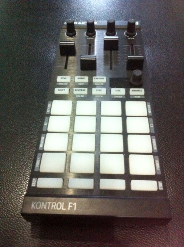 TRAKTOR KONTROL F1