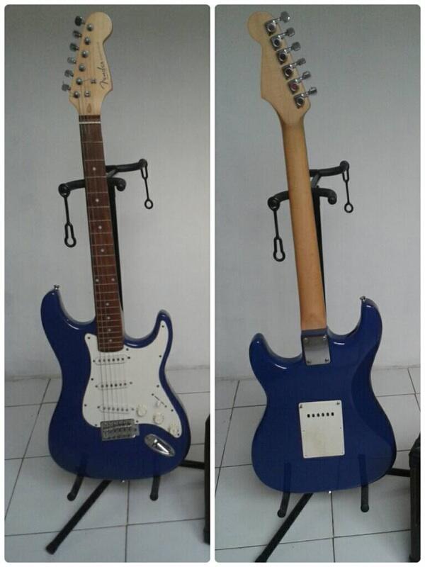 WTS gitar fender stratocaster+ amply MURMEER