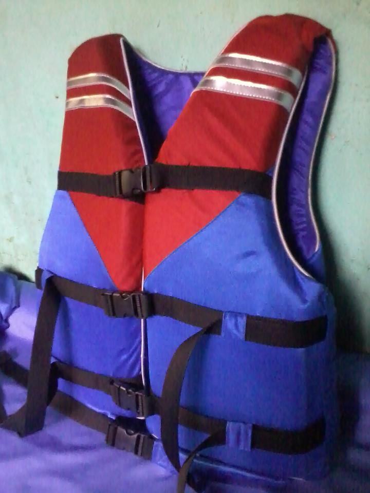 Pelampung/Life Jacket Lokal Murah.085710937939